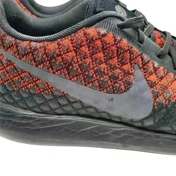 Nike Roshe Two Flyknit 365 Men’s 10 Bright Crimson Dark Grey Black 859535-600 - Picture 7 of 8